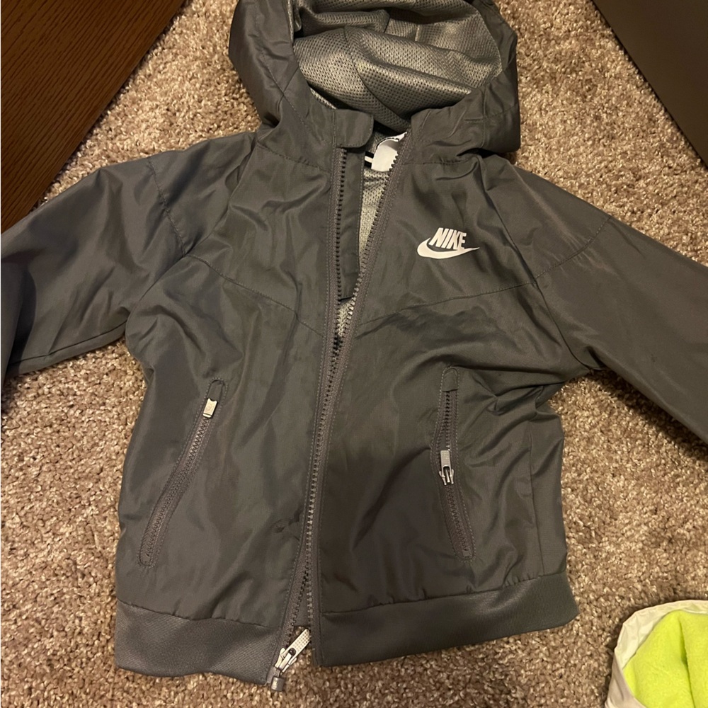 Nike spring jacket